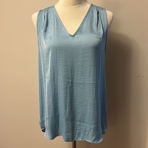 3 FOR $40 - Banana Republic Top. Size M